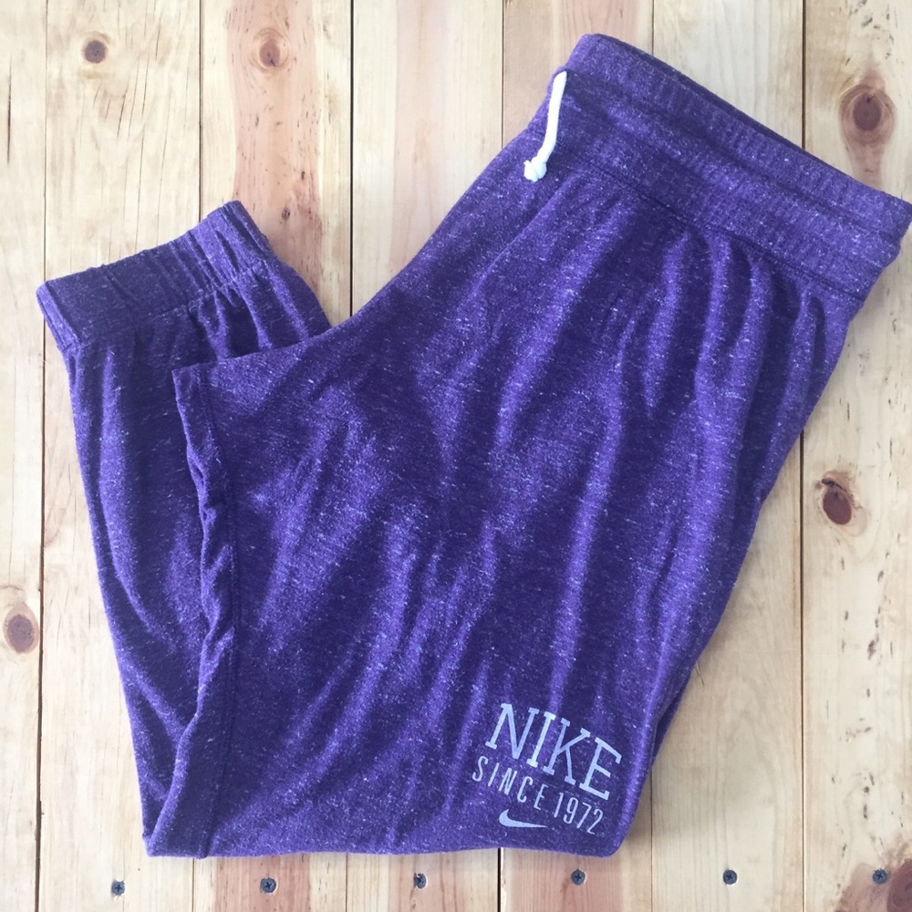 nike • cropped vintage sweatpants • sz XL